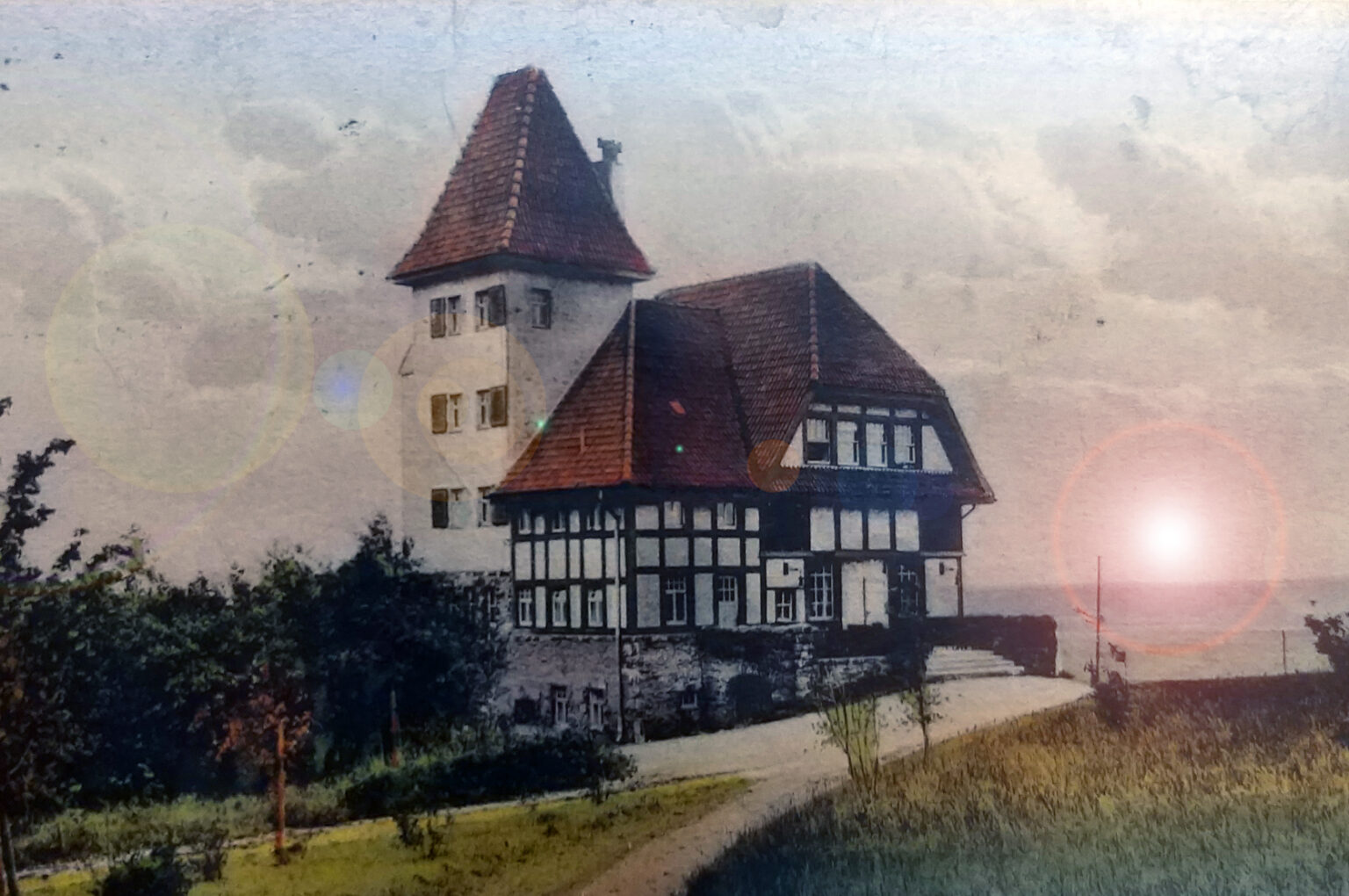 Berggasthaus Hohenstein-Ernstthal - INLAND ARCHITEKTUR